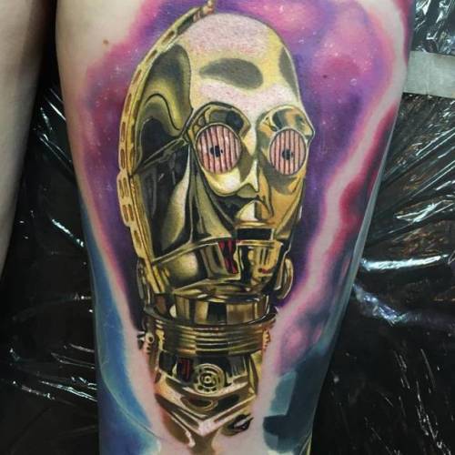 By Alex Rattray, done at 9th Tattoo Expo Zwicka, Zwickau.... film and book;fictional character;big;c 3po;thigh;star wars;facebook;droid;star wars characters;realistic;twitter;alexrattray;robot;other