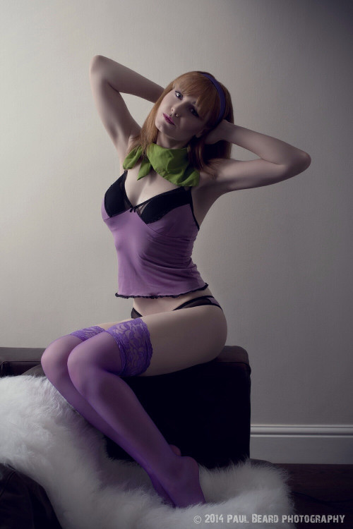 gameraboy:Daphne BlakeCosplayer: Charlette KilbyPhotographer:...