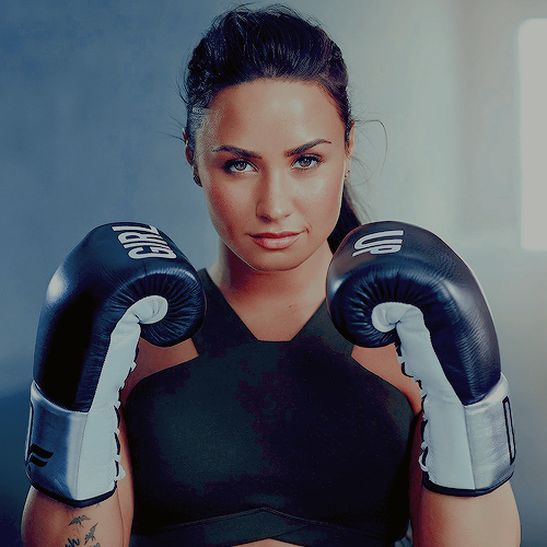 demetria lovato.  - Página 39 Tumblr_pu1d31FvQo1reblqyo1_500