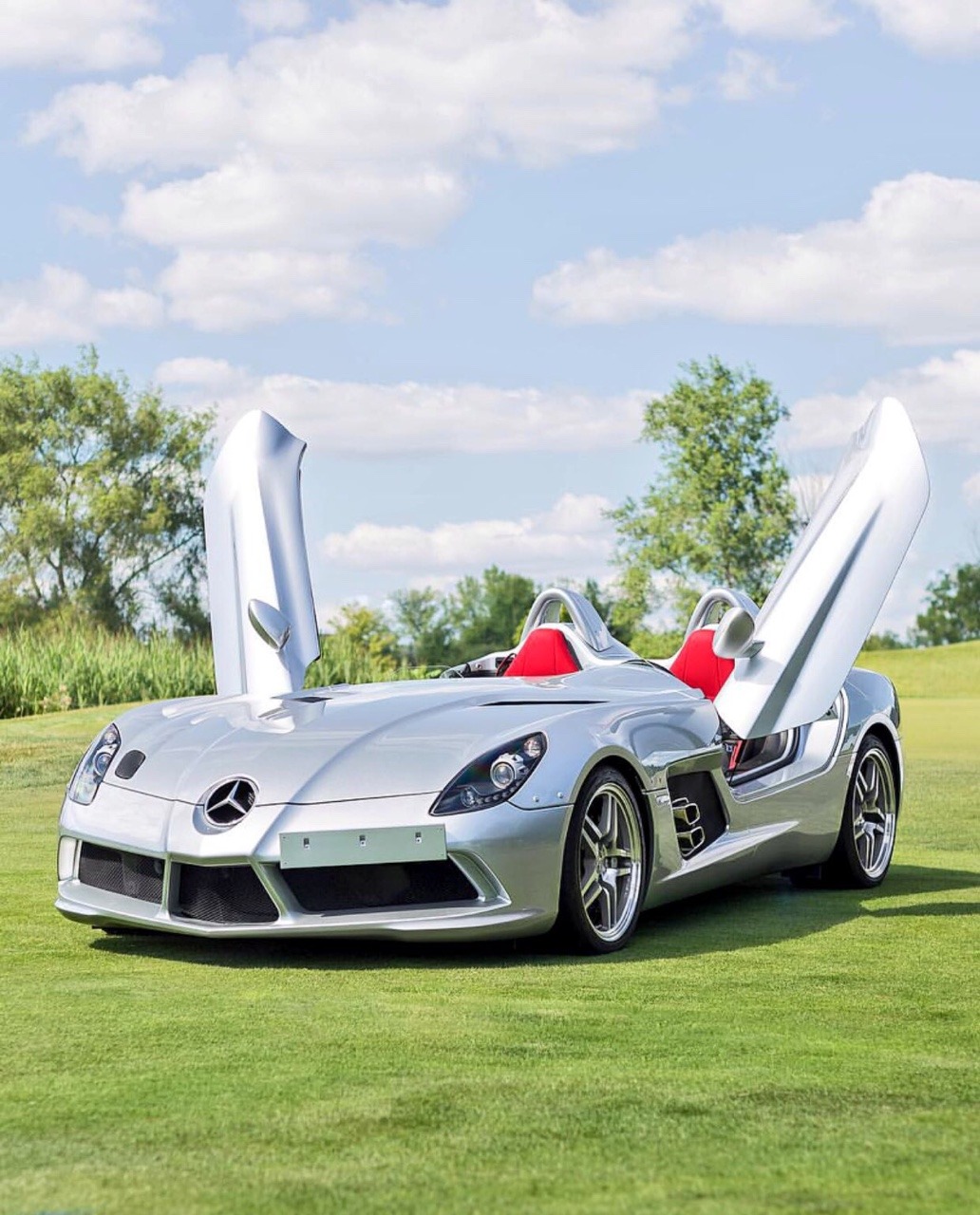 Mercedes MCLAREN SLR Stirling Moss