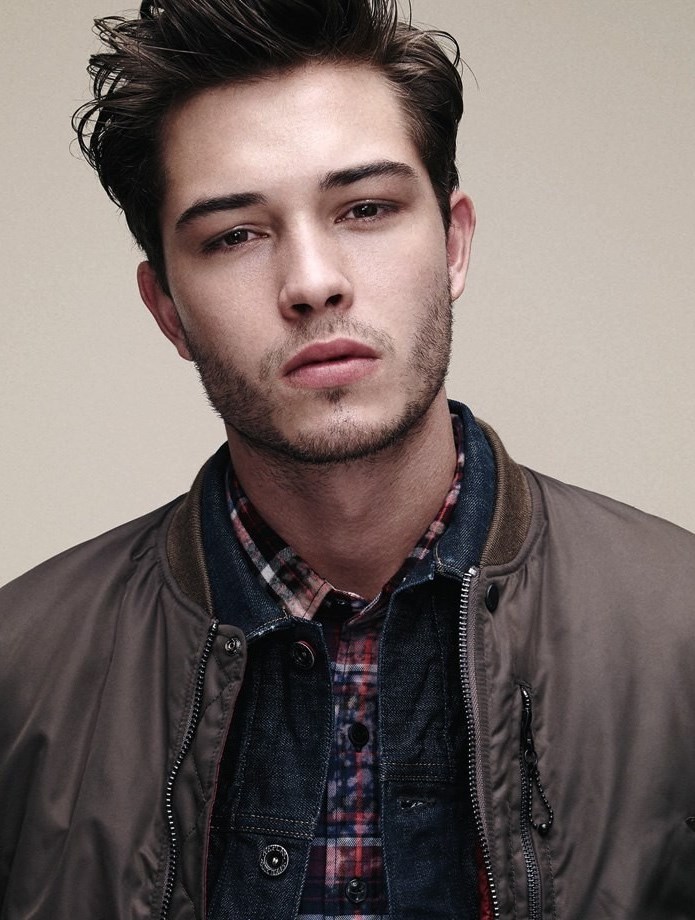 on the runway — Francisco Lachowski