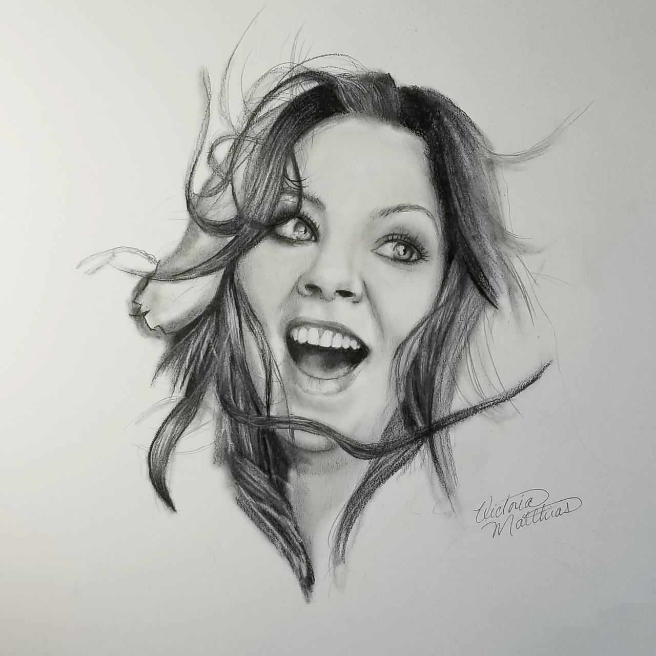 Pencil and charcoal portrait of Melissa McCarthy @myriadofmatthias