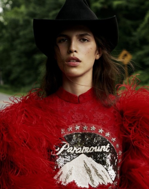 pocmodels:Hayett McCarthy by Louis Christopher for Vogue Arabia...