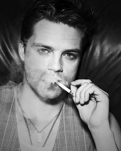 Actors + smoking - hollywood hotties