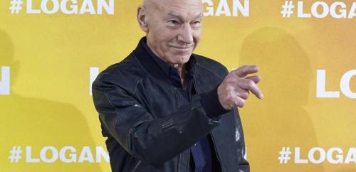 64bitwar:constitutioncutie:micdotcom:Patrick Stewart says...