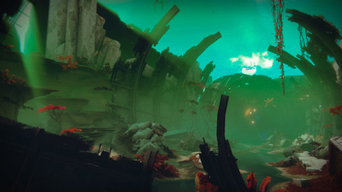 svint-of-the-deep:Nessus has such a strange aqua thing going...