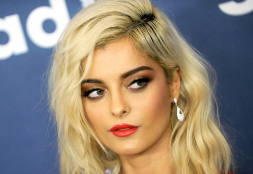 Bebe Rexha super sexy wank worthy fuckdoll