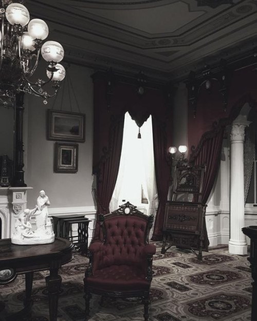 shadeofvampire:Black Heights penthouse aesthetic ~