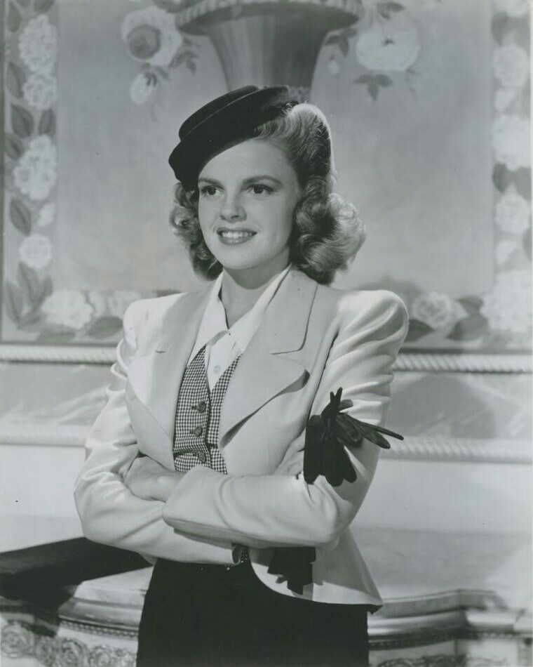 Judy Garland circa. 1943 - meet the beat of my heart...Judy Garland