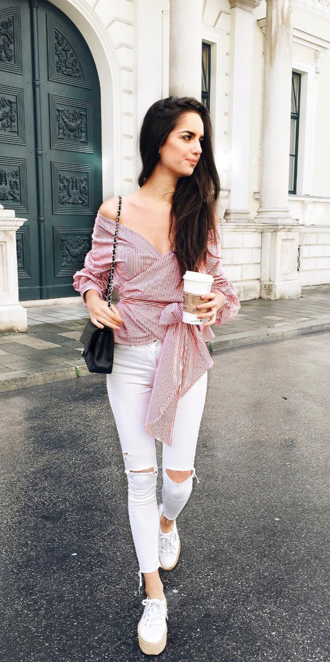 70+ Street Outfits that'll Change your Mind - #Fashion, #Outfit, #Shopping, #Fashionistas, #Streetstyle Happy Monday peepsworking on uni stuff right now and will run some errands laterHope you had a good and fresh start to this new week , me , metoday , potd , pictureoftheday , outfitoftheday , ootdmagazine , ootd , zaradaily , zaraaddict , zarafashion , instadaily , instaaddict , instablogger , fashionblogger , fashionblogger_de , fashionblogger_muc , germanblogger , blogger , blogger_de , lifestyleblogger , munichblogger , bestmoment , bestoftheday , prettylittleiiinspo , grateful , gucci , guccibelt , chanello , classicchanel , chanelbag 