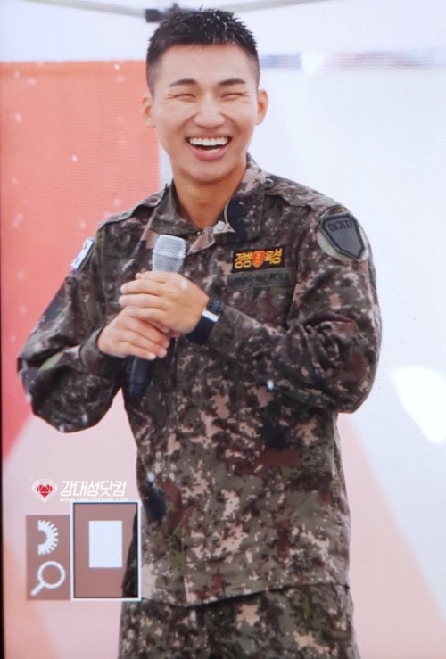 yellow-sprout:181005 Daesung and Youngbae - 16th Ground Force...