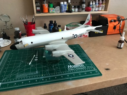 Laid down the primary paint scheme and putting some detail on...