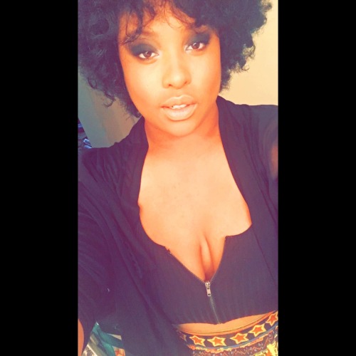 blackgirlsrprettytoo blackgirlsarepretty2 allthingsmelanin blackgirlsrock weloveblackgirls gorgeousblackgirls blythe Dennis blacknaturals melanin black people black women black