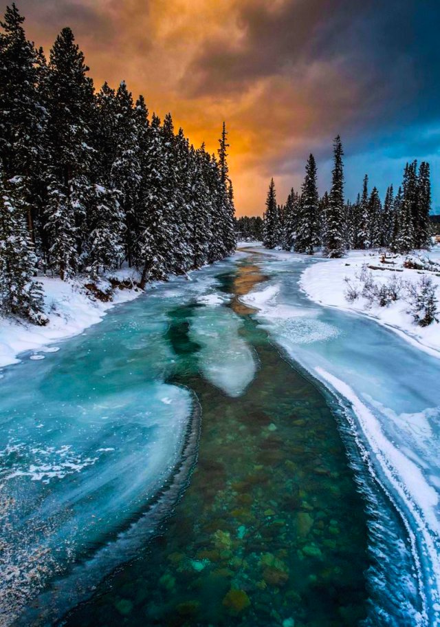 THE LIFE NEUROTIC WITH STEVE'S ISSUES - the bow river in banff has ...