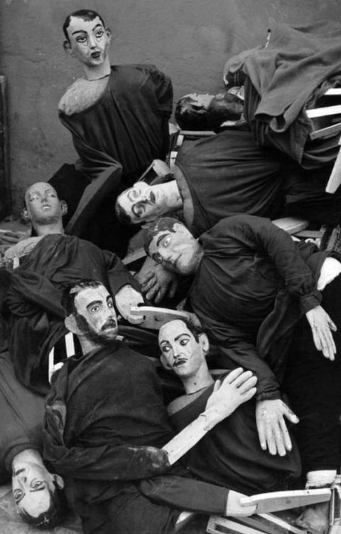 thisistheuncannyvalley:Herbert List - Silent Extras. Cinecitta...