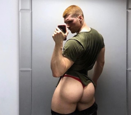 the-perfect-male-ass:A lot of great ass.