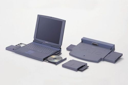retrotech:
“Sony VAIO PCG-707 - Pentium MMX - 1997
”