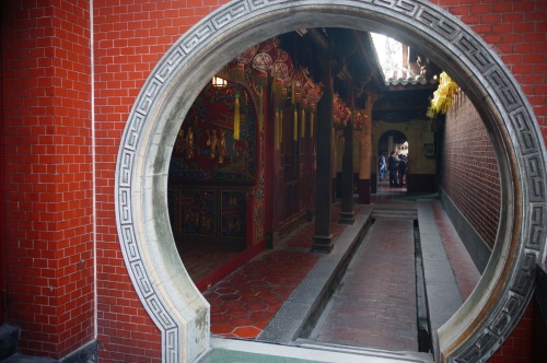 eatstraighttylenol:Lukang Mazu TempleI guess Asian temples...