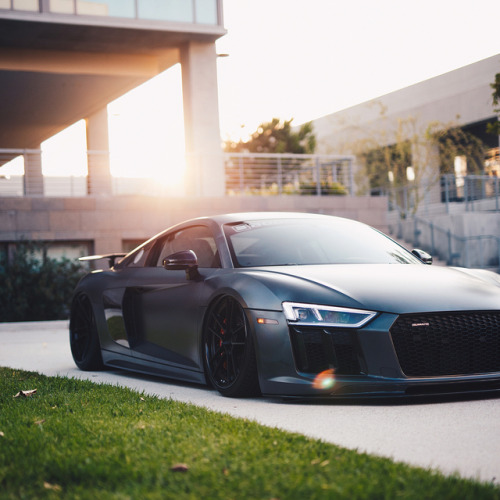 audi r8 on Tumblr