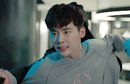 W: Oh Yeon Joo qua mặt Yoon So Hui, chính thức trở thành nữ chính của bộ truyện W