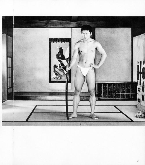 fundoshi:Photo by Tamotsu Yatō