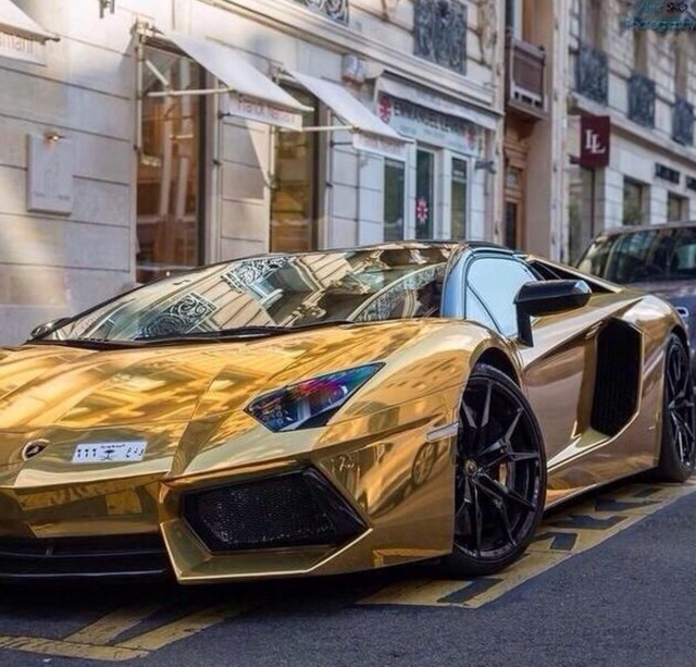 L V M B O R G H I N I — coolcars: $7.5 Million Golden #Lamborghini...