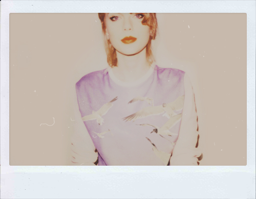 wonderlandtaylor:As an artist you should embrace what comes...