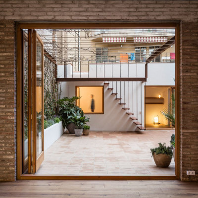 Gallery-House / Carles Enrichph: Adrià Goula