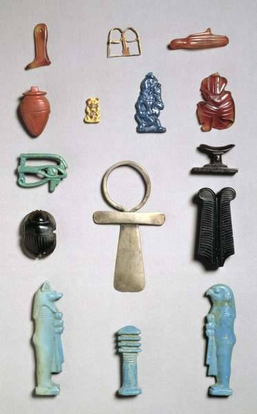 Egyptian Amulets and pendants (gold, faience and... - Egypt Museum