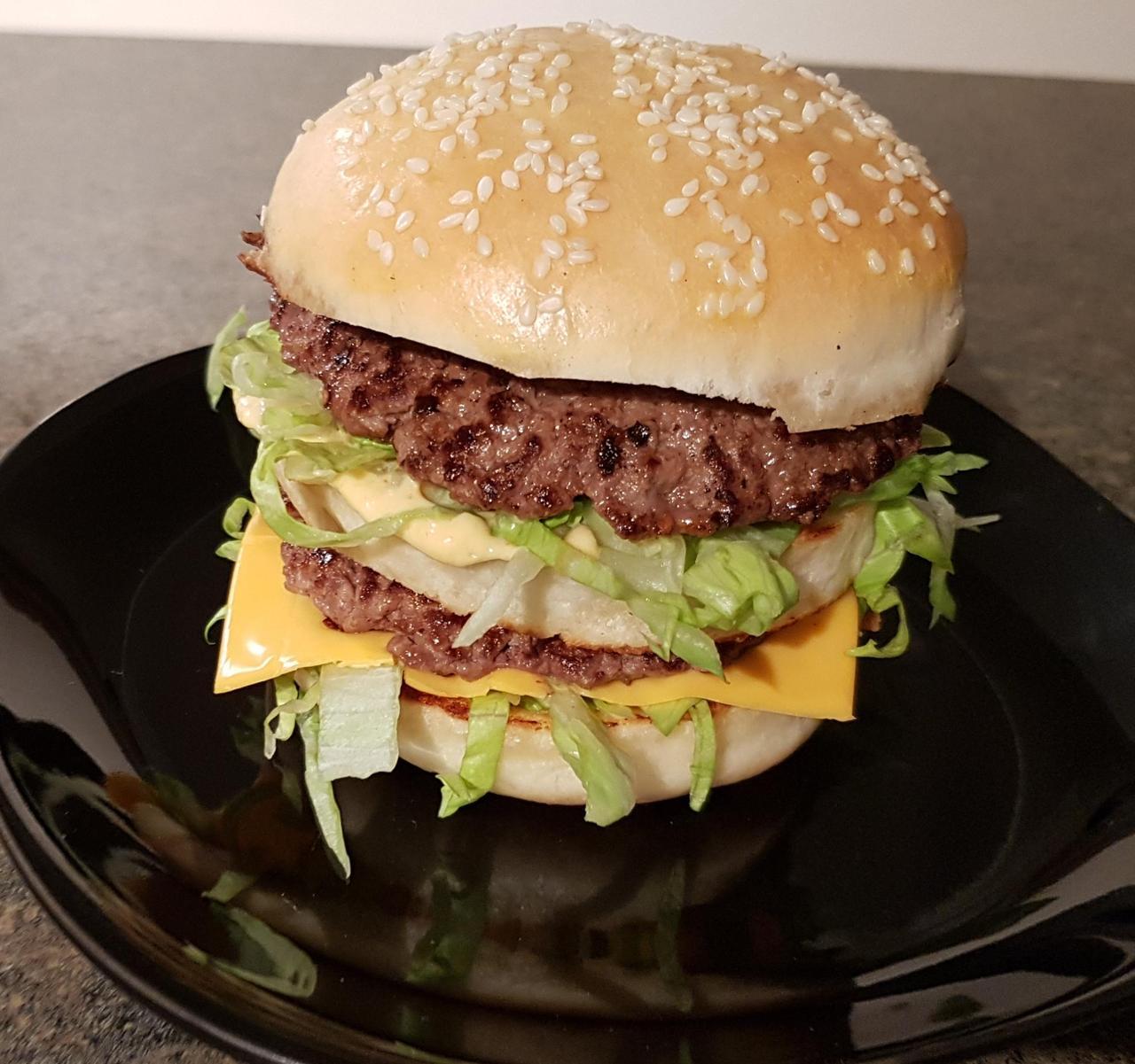 Big Big Mac Porn - Food Porn Diary â€” Homemade Big Mac [OC] [2278x2137]