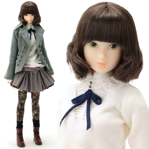 all about momoko doll