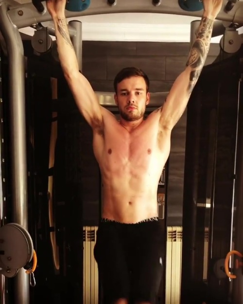 bananahunks:Liam Payne Leaked Sex Tape Video