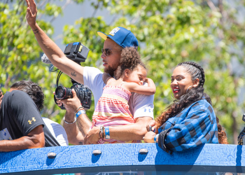 splash-brothers:Steph, Ayesha and Ryan | 2018 Victory Parade