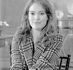 lily james stock Tumblr_inline_nn23bsqSzo1sccn28_500