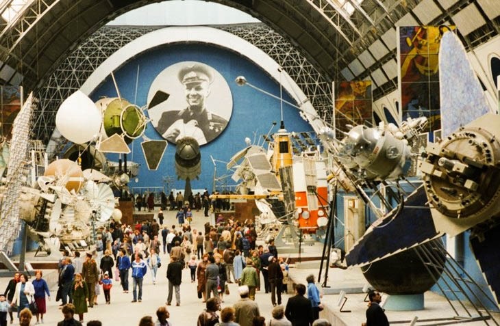 Space pavillion on VDNKh (Moscow, 1987)