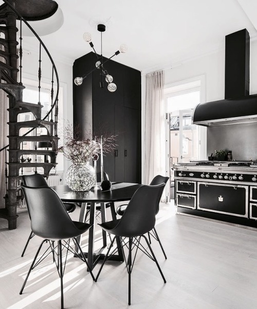 classyinteriors interiordesign design furniture homedecor homedesign interiorandhome interior4all interiordecor interiors decoration interiordecoration decor luxuryhomes scandinaviandesign dreamhome homestyling whiteinterior livingroomdecor stylediaries interiorstyling