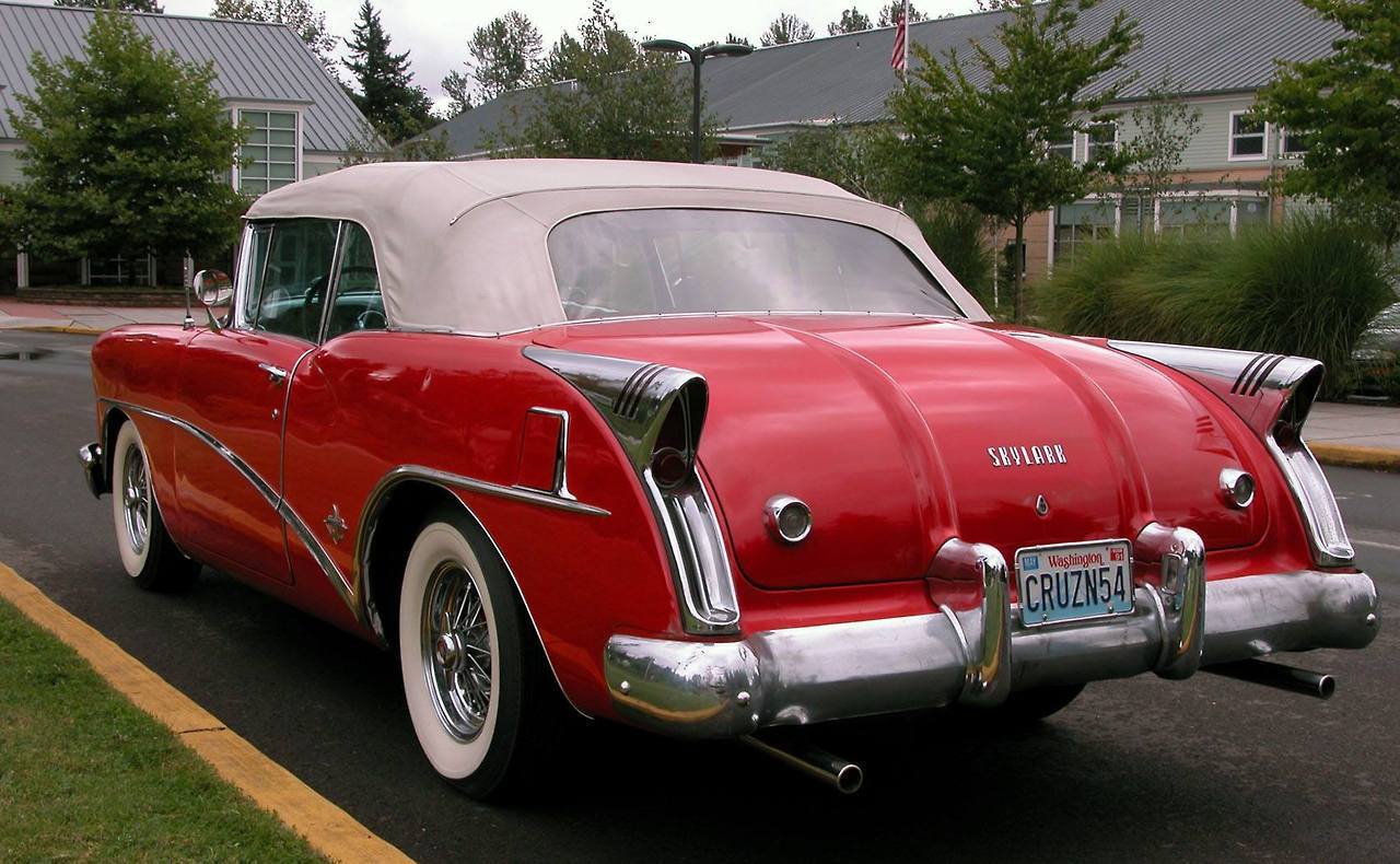 frenchcurious - Buick Skylark 1954 - source 40s & 50s American...