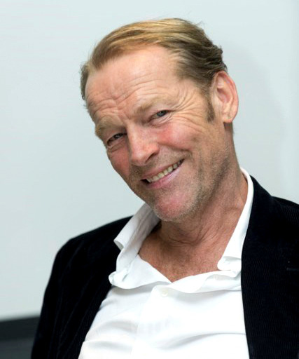 Next photo of Iain Glen