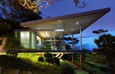 stevetrs:Steel and glass Costa Rican home by Cañas Arquitectos