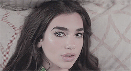 (f/libre) dua lipa Tumblr_inline_owri16BZkB1qlt39u_400
