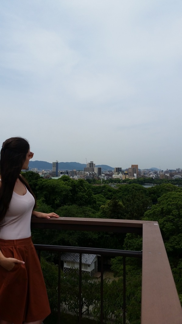 randi egy japán fiúonline társkereső forró