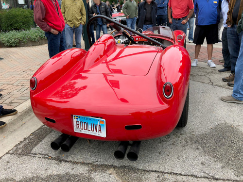 mjl-aus:rosspetersen:1958 Ferrari 250 Testa Rossa at Fuelfed...