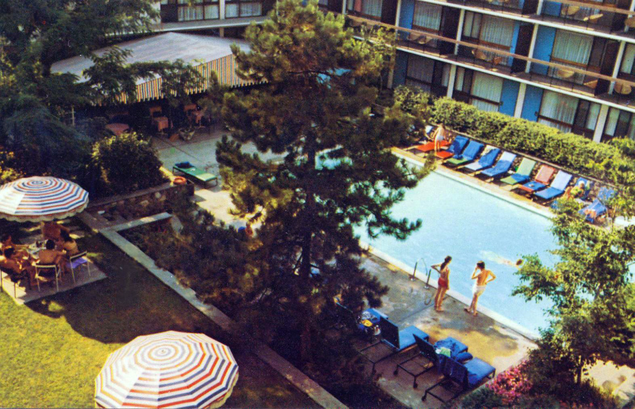 Places To Stay In St Joseph Michigan >> The Term Luxury And Motel Rarely Go Hand In Hand Places To Stay In St Joseph Michigan >> The Term Luxury And Motel Rarely Go Hand In Hand