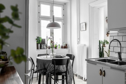 gravityhome:Scandinavian apartment with vintage...