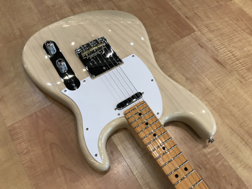 glorifiedguitars:Fender Limited Edition Parallel Universe...