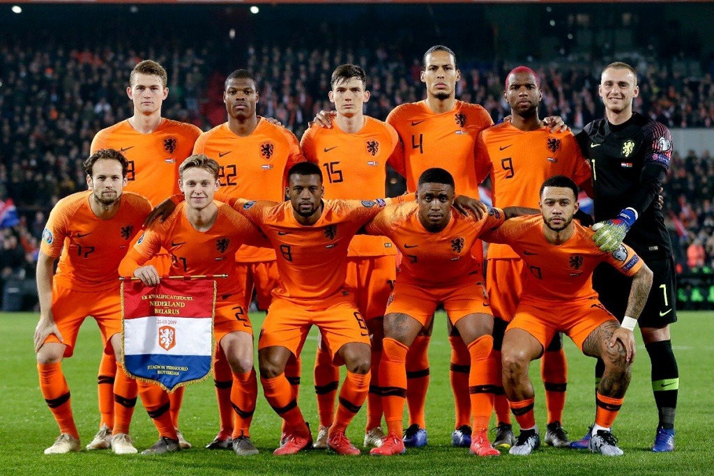 European Qualifiers Team Photos — Netherlands National Football Team