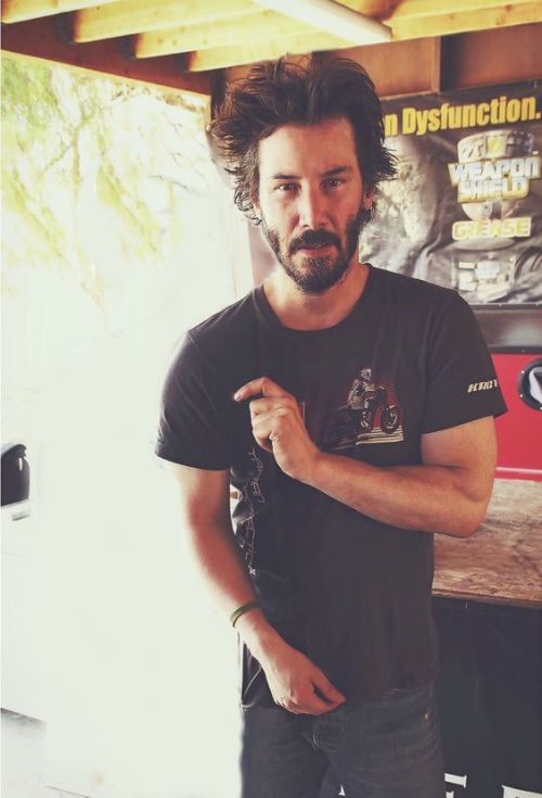 eziowashere:Happy Birthday Keanu!Bro