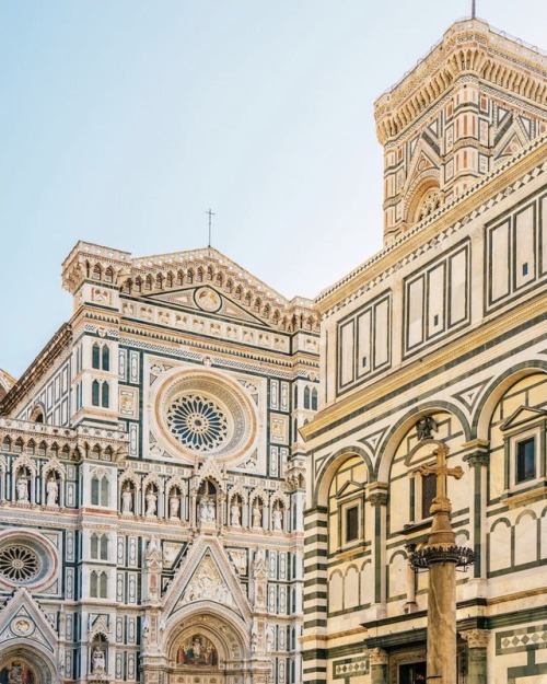 ysvoice:| ♛ |  Duomo di Firenze - Masterpiece of marble...