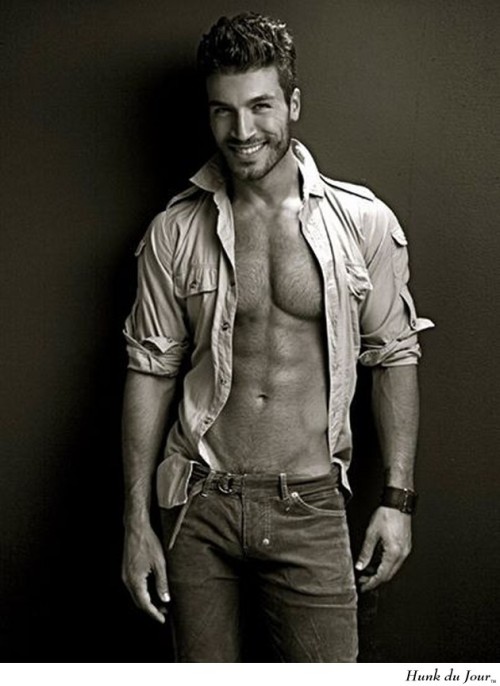 Your Hunk of the Day: Valerio Pino http://hunk.dj/7162