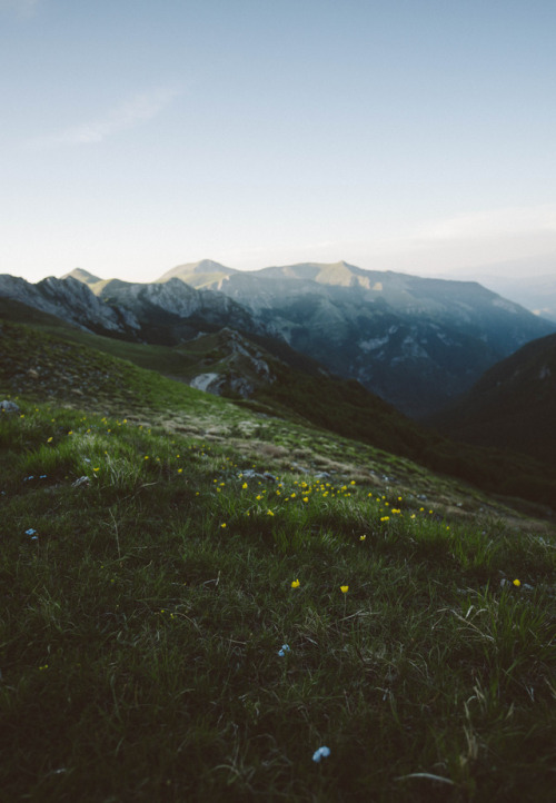 freelanderadventures:Spring in the mountains.Photo by Federico...